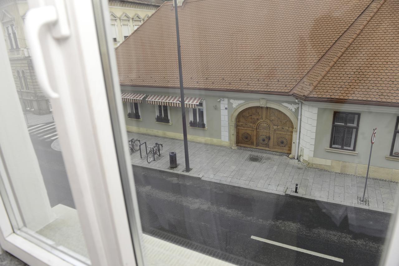 Modern Central-Near Unirii Square Apartment Cluj-Napoca Ngoại thất bức ảnh